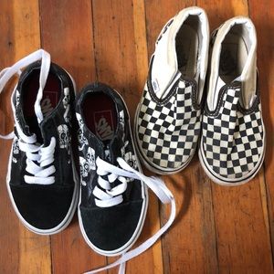 2 pairs of Vans kids sneakers